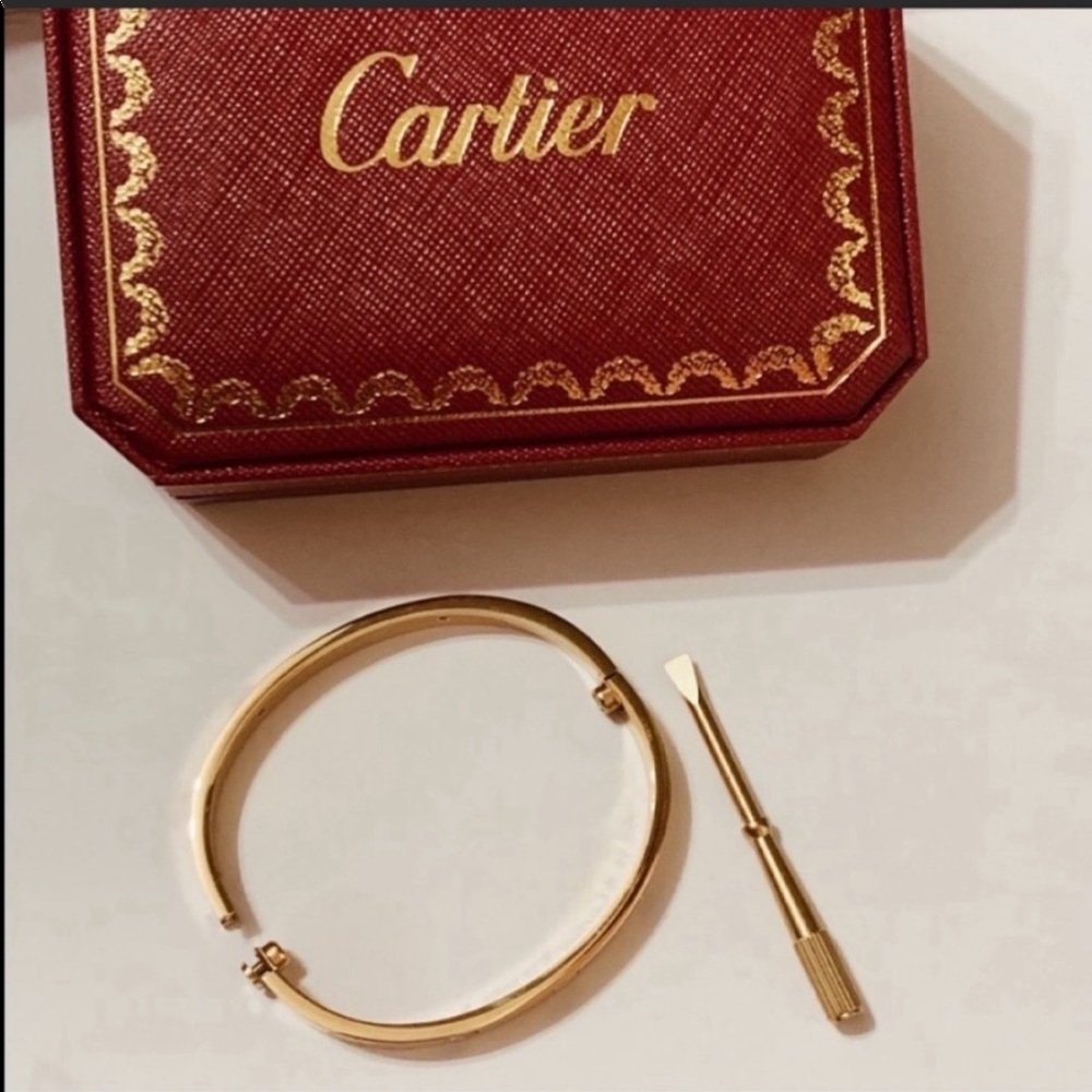 - 5 ⭐️ LOVE Bracelet with Screwdriver Designer- NEW